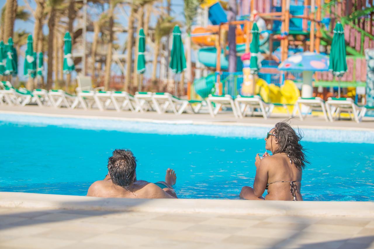 Готель Emerald Aqua Park City Хургада Екстер'єр фото